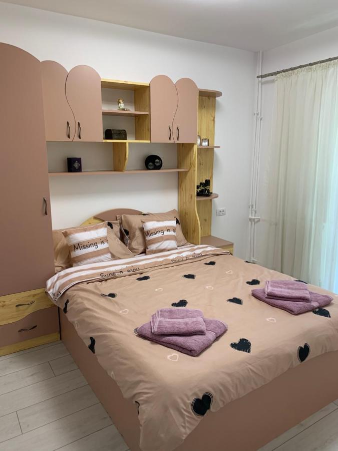 Apartament Regim Hotelier Oradea Exteriér fotografie